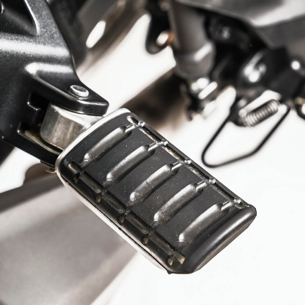 Honda Comfort Pillion Footpegs 08R71-MJP-G50 | Close Up | Honda Direct