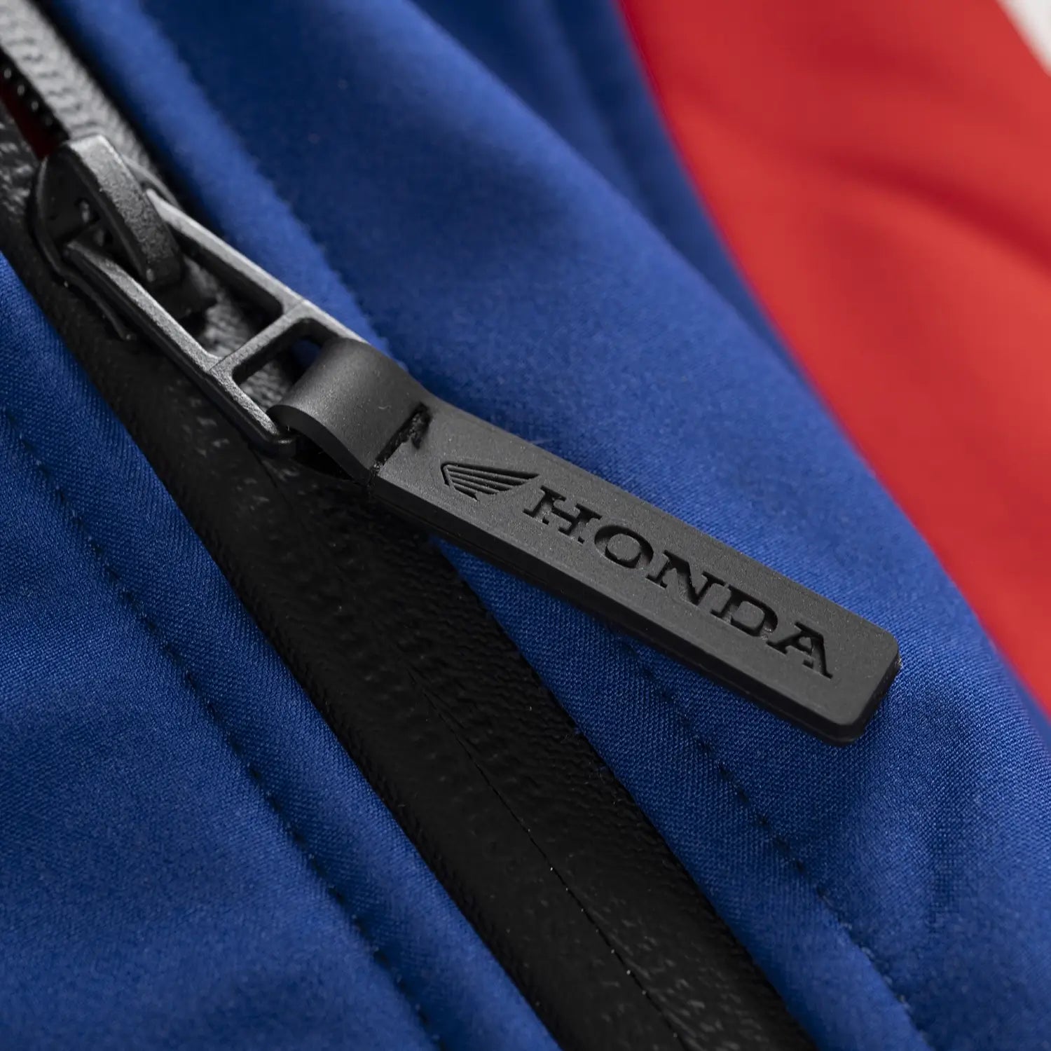Honda HRC Gilet | Zip Detail | Honda Direct