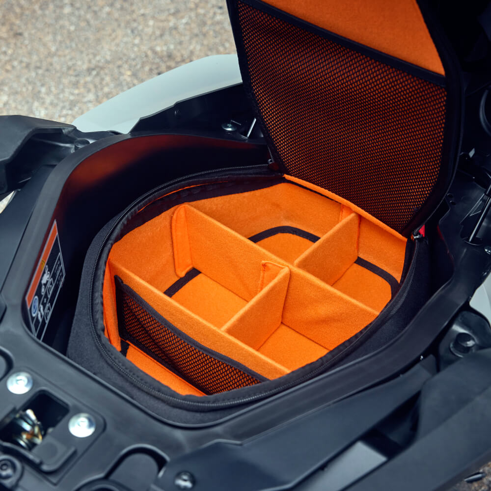 Honda Luggage Divider 08L71-MKT-D70 | Honda Direct