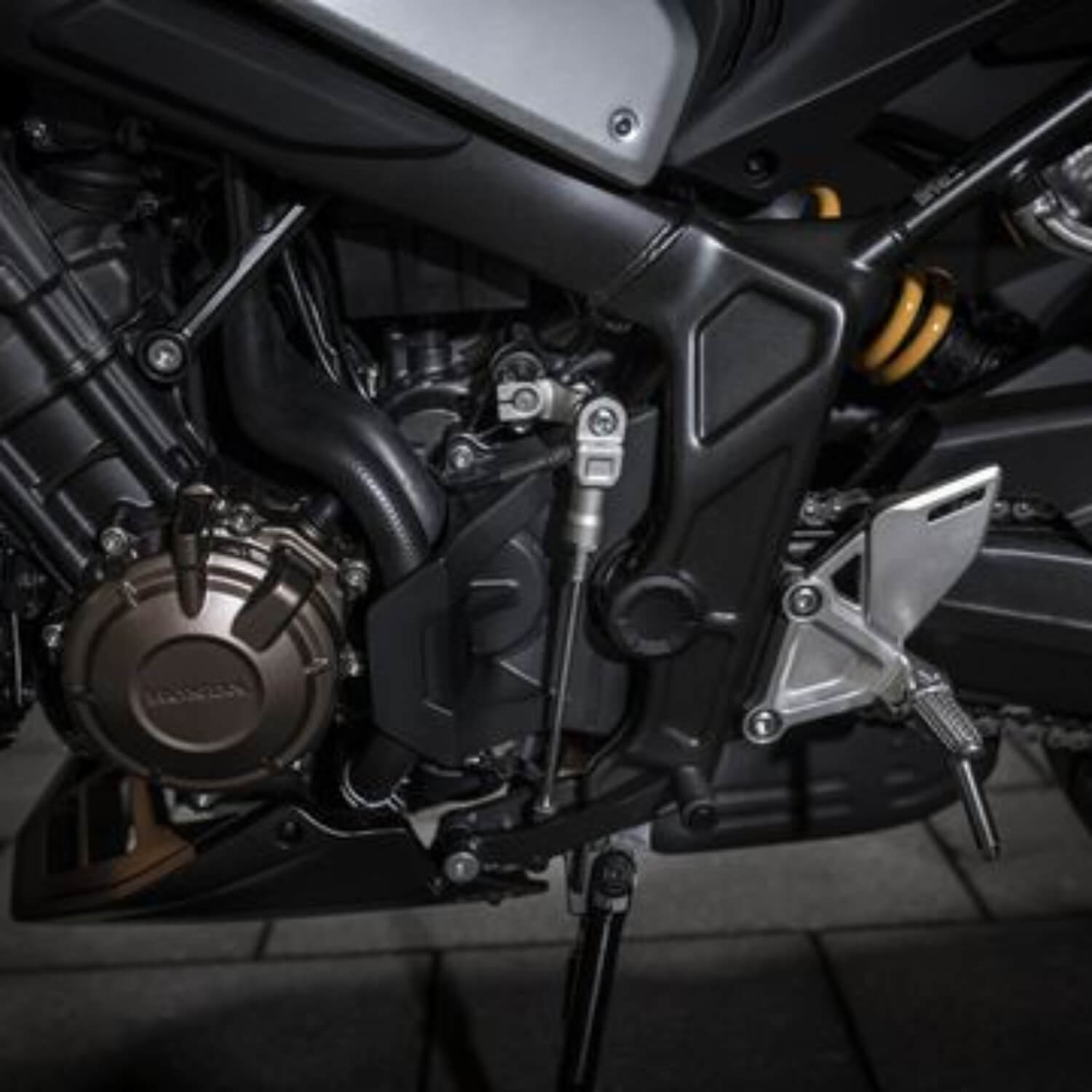 Honda Racing Pack - Black 08HME-MKY-RACZB | Quickshifter | Honda Direct