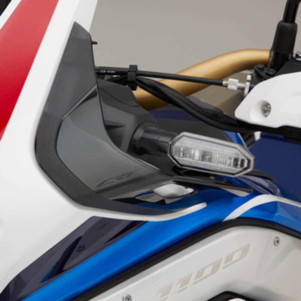Honda Smoked Visor Kit 08R73-MKS-E20 | Fitted 1 | Honda Direct