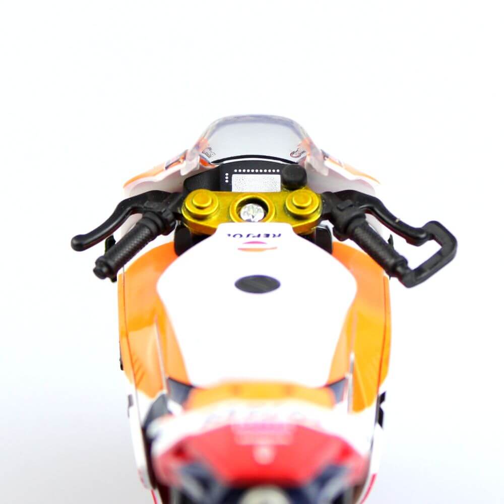 Repsol Honda Rc2 13V (#44 Espargaro) 2021 1:18 Scale Model | Instruments | Honda Direct